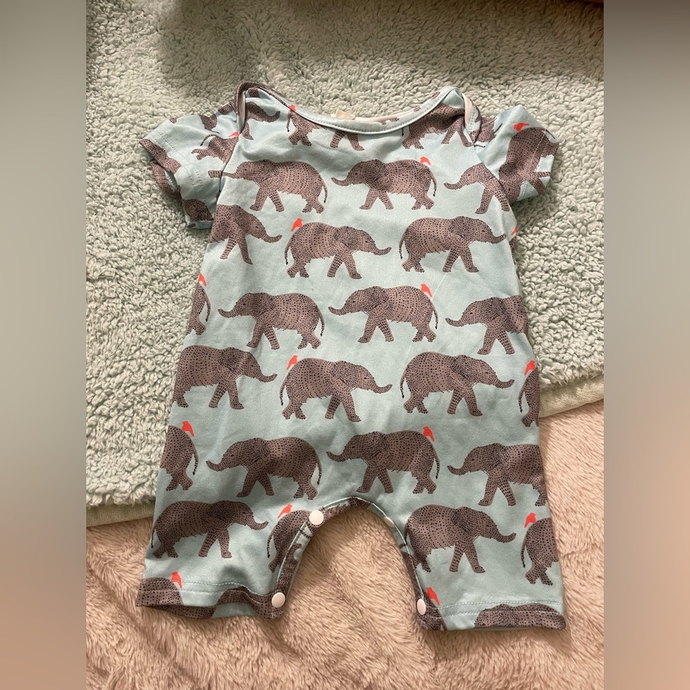 NWOT Baby Elephant and Bird Patterned Onesie
